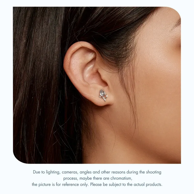 바모어 925 실버 블루 지르콘 튤립 스터드 귀걸이