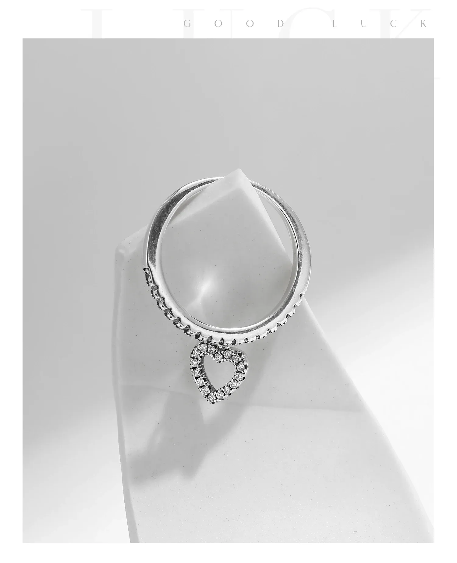 모디안 925 실버 하트 스윙 지르코니아 빈티지 칵테일 반지