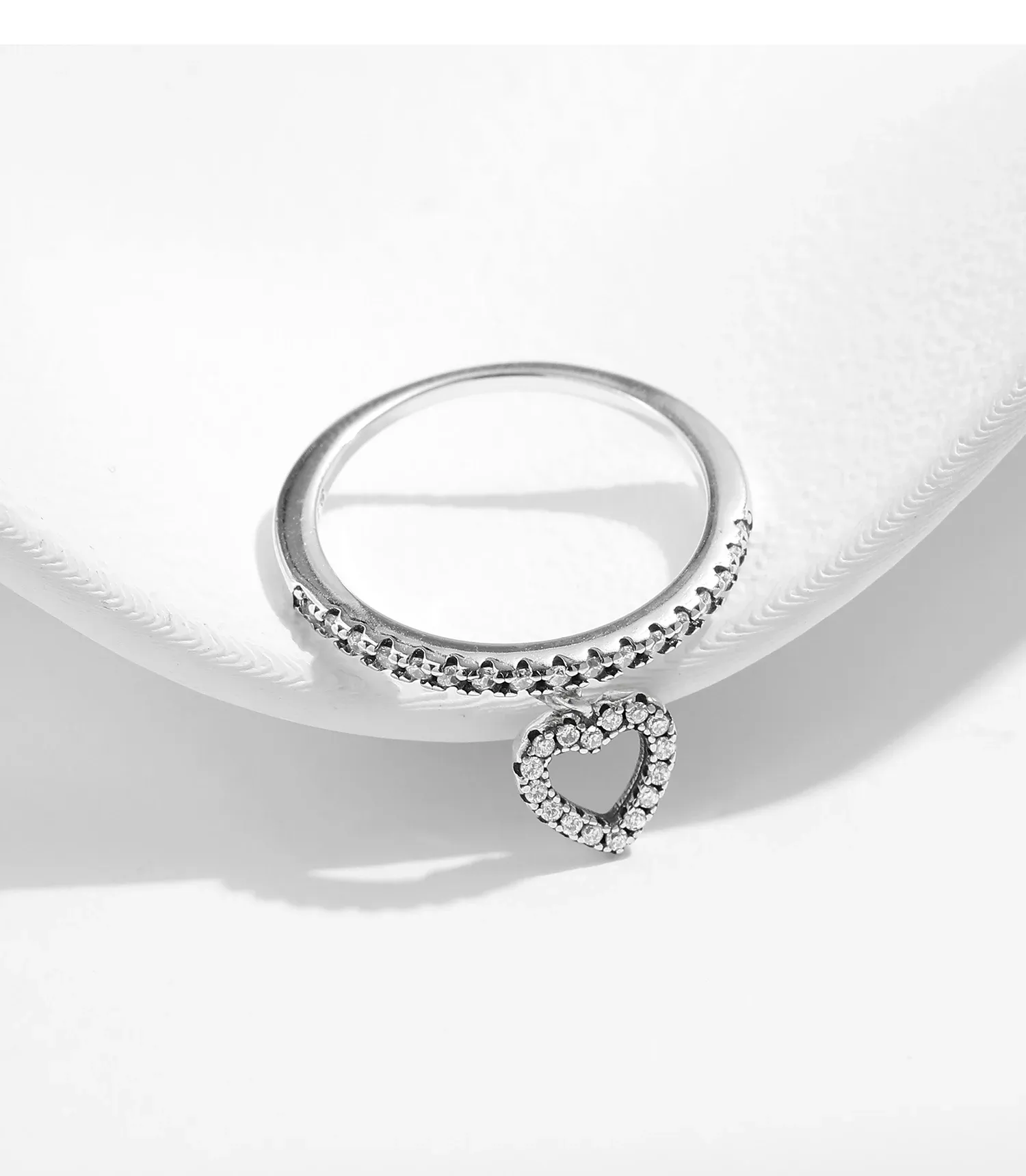 모디안 925 실버 하트 스윙 지르코니아 빈티지 칵테일 반지